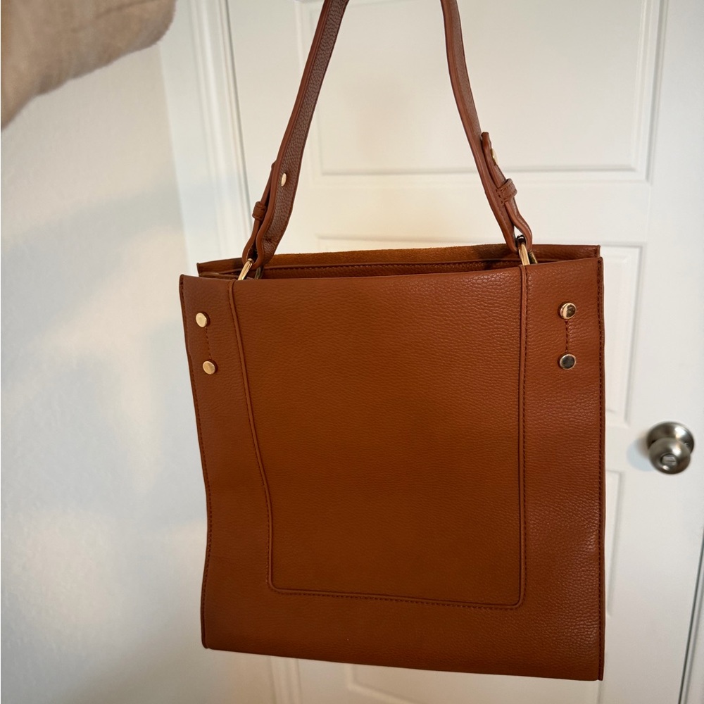 Elegant Brown Tote Bag - Picture 6 of 6